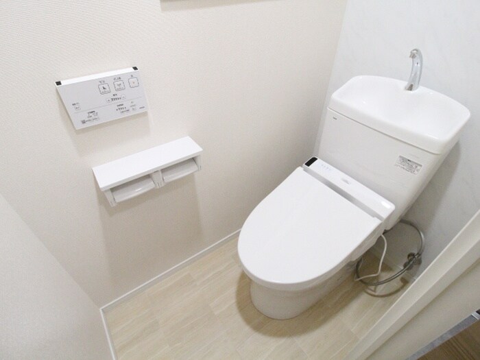 物件内観写真10　(トイレ)