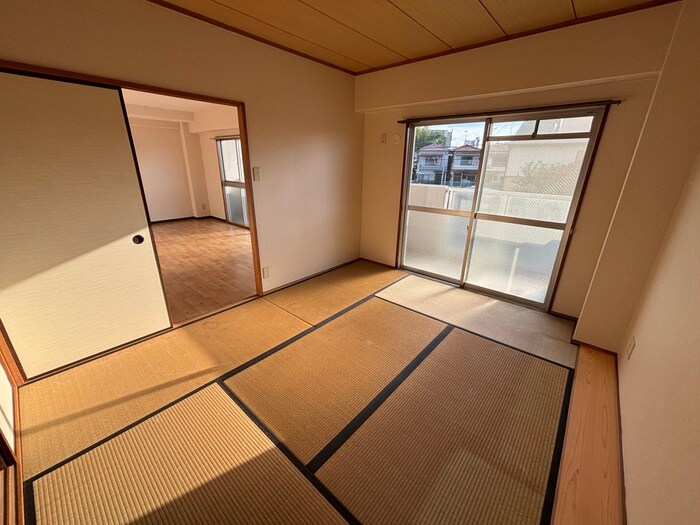 物件内観写真18　(居室)