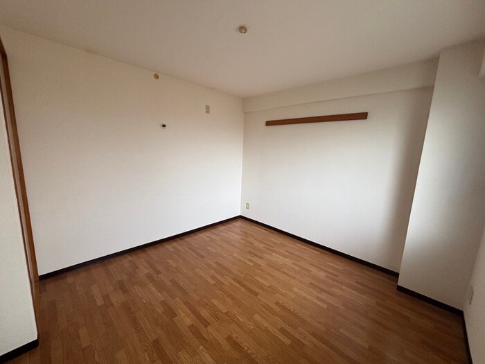 物件内観写真18　(居室)