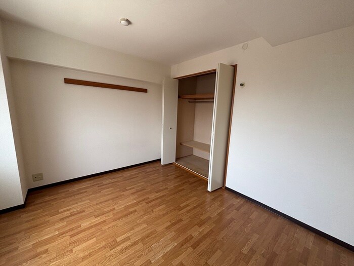 物件内観写真19　(居室)