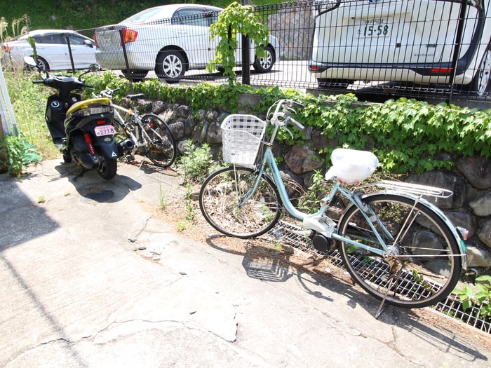 物件外観写真6　(駐輪場)