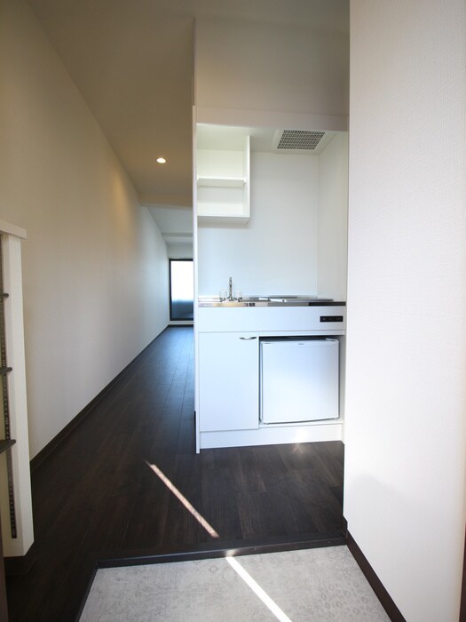 物件内観写真7　(玄関)