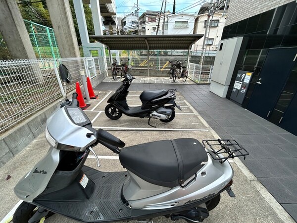 バイク置き場