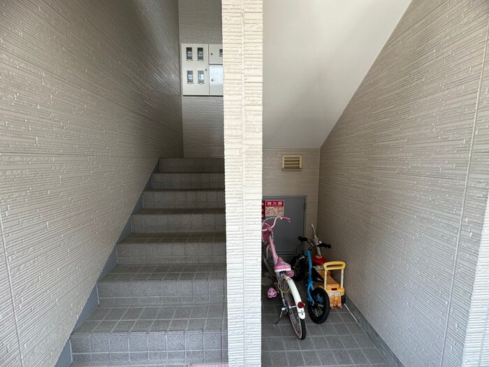 物件外観写真6　(建物設備)