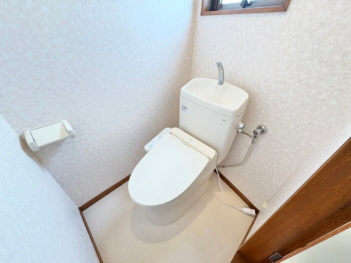 物件内観写真11　(トイレ)