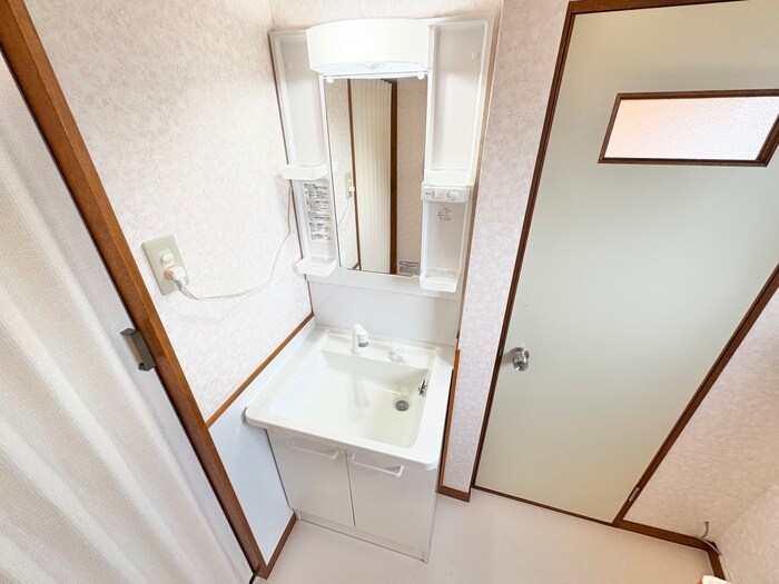 物件内観写真12　(洗面)
