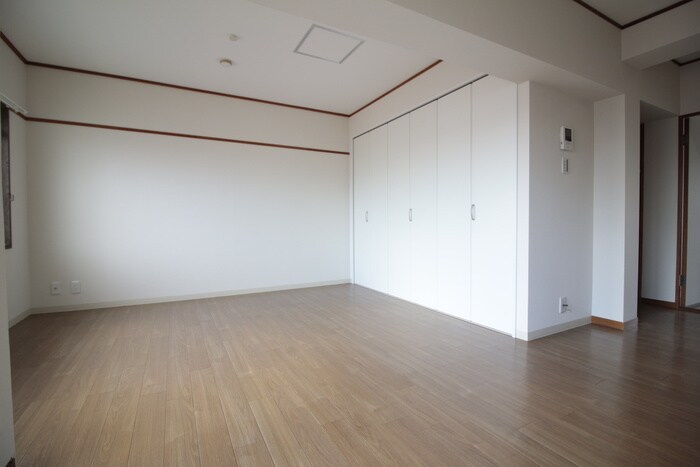 物件内観写真10　(居室)