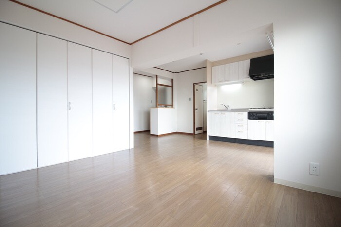 物件内観写真13　(居室)