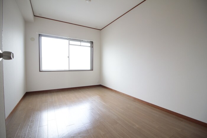 物件内観写真19　(居室)