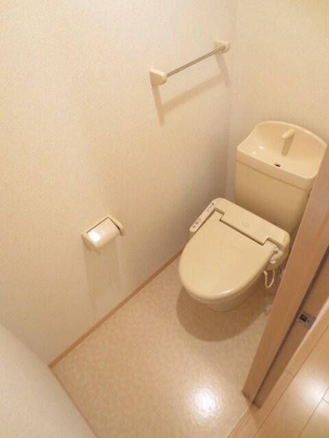 物件内観写真10　(トイレ)