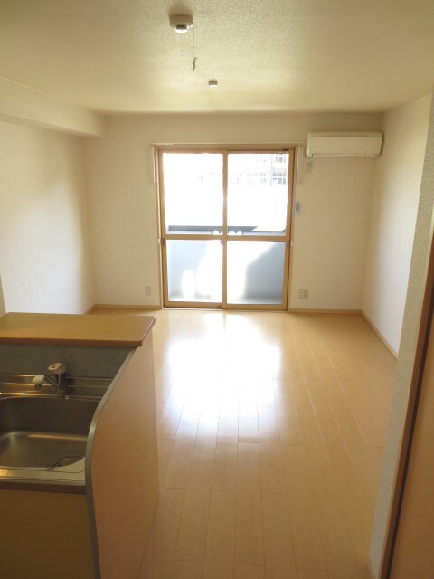 物件内観写真12　(内観写真)