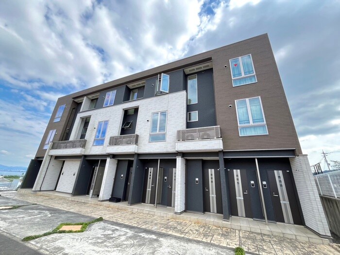 物件外観写真3　(外観写真)