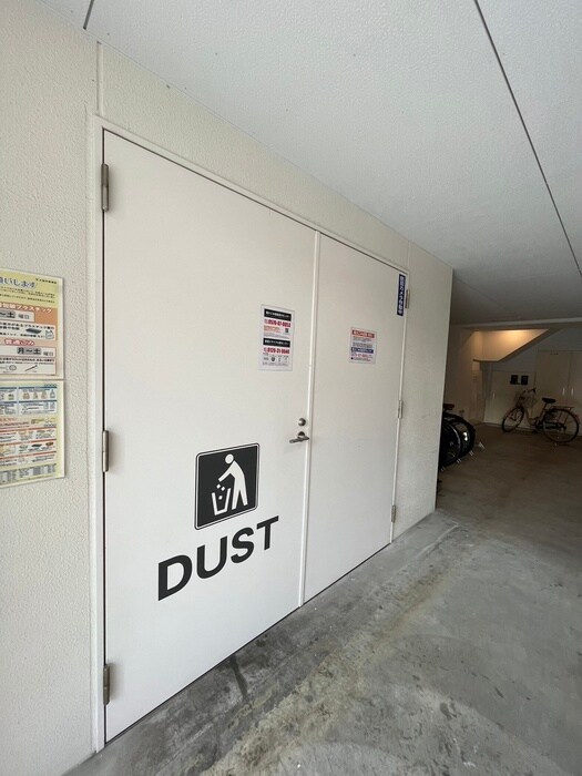 物件外観写真6　(建物設備)