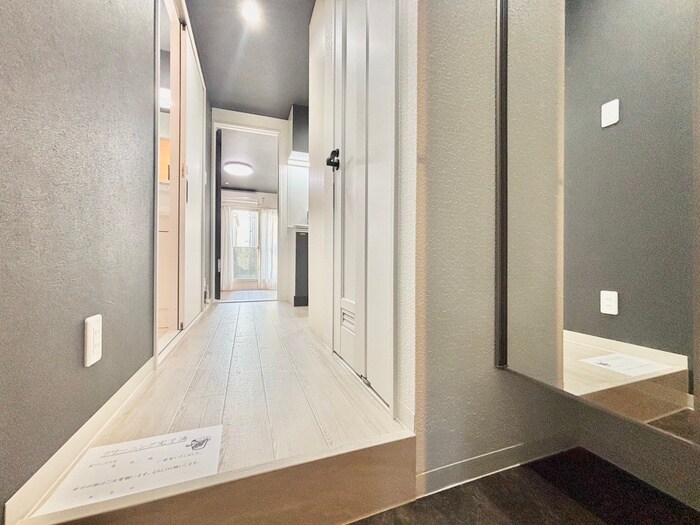 物件内観写真19　(廊下)