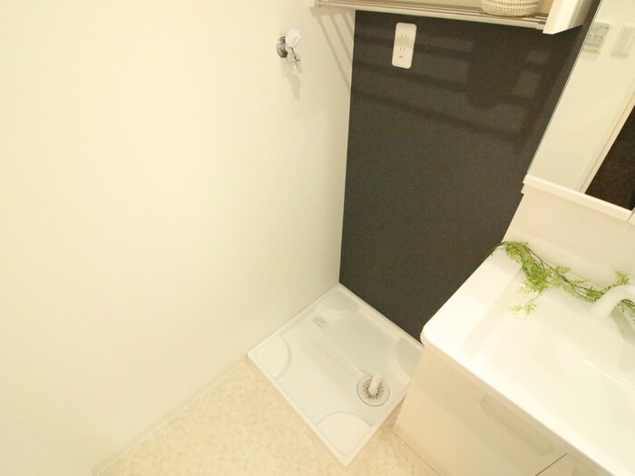 物件内観写真20　(洗濯機置場)