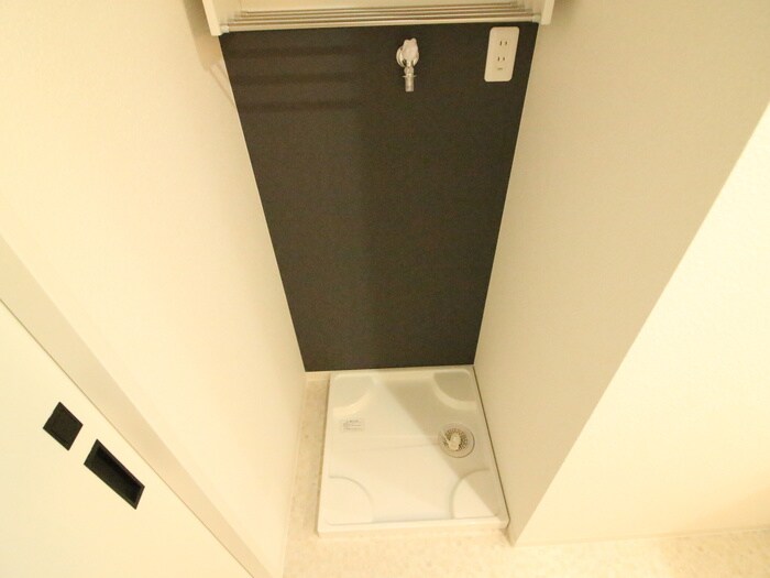 物件内観写真20　(洗濯機置場)