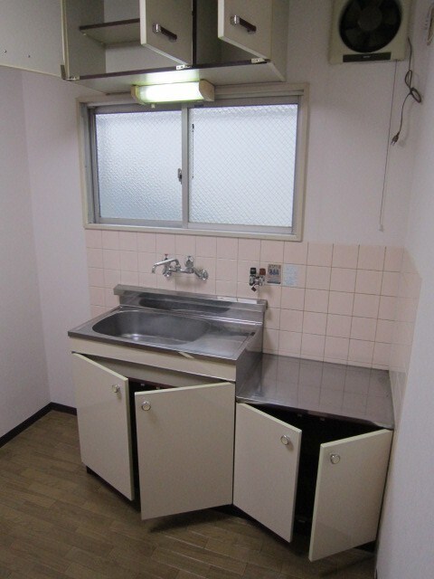 物件内観写真8　(キッチン)