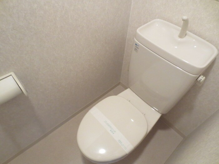 物件内観写真14　(トイレ)