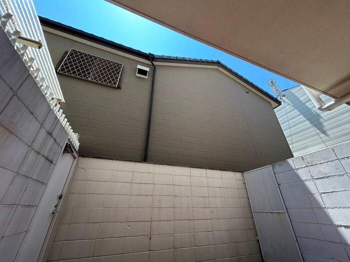 物件内観写真16　(室内からの展望)