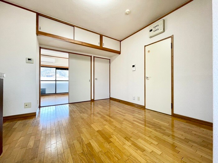 物件内観写真8　(居室)