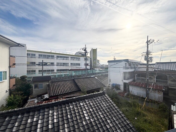 物件内観写真17　(室内からの展望)