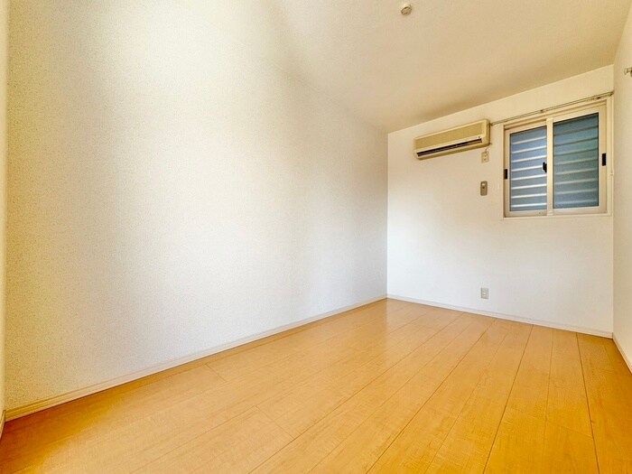 物件内観写真17　(居室)