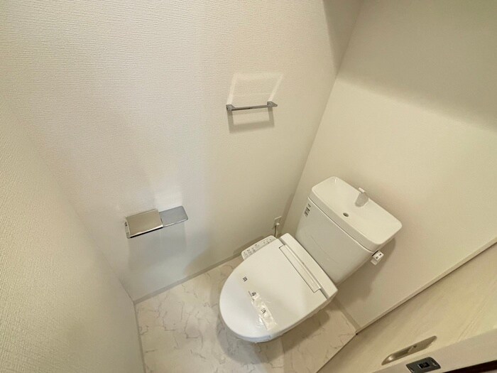 物件内観写真13　(トイレ)