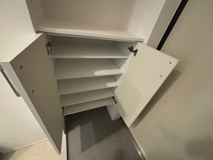 物件内観写真17　(靴箱)