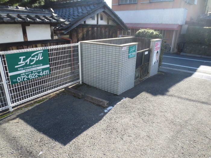 物件外観写真4　(建物設備)