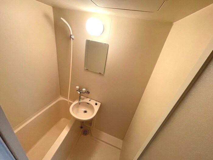 物件内観写真12　(バス／シャワールーム等)