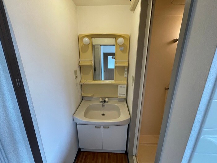 物件内観写真15　(洗面)