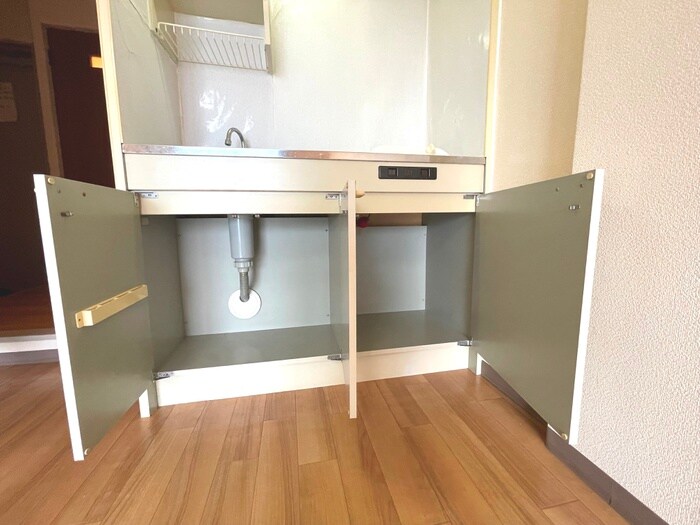 物件内観写真15　(収納)