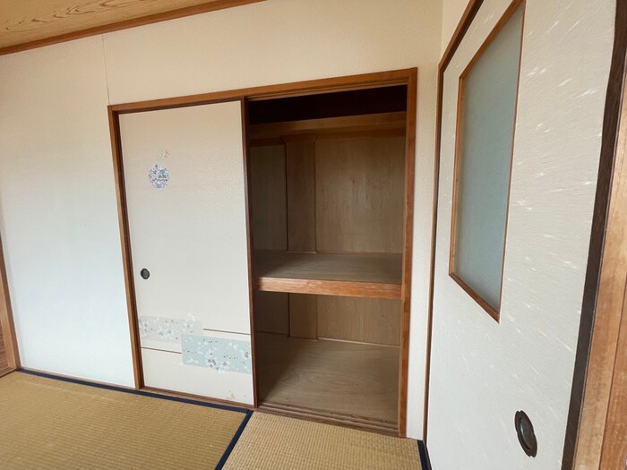 物件内観写真16　(収納)