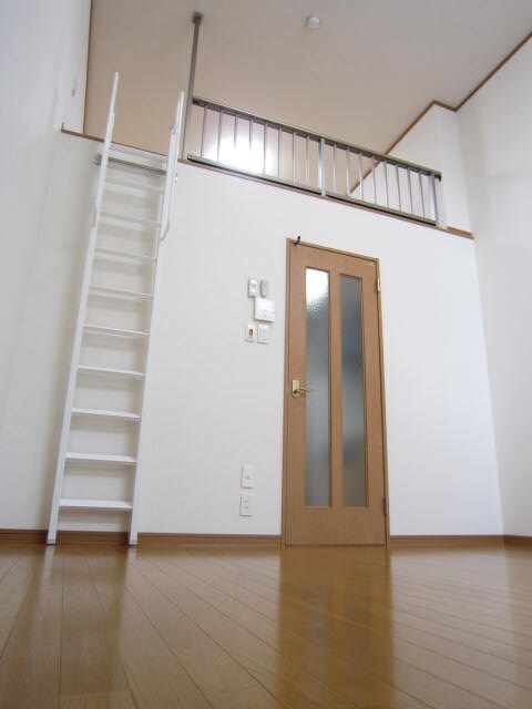 物件内観写真10　(居室)