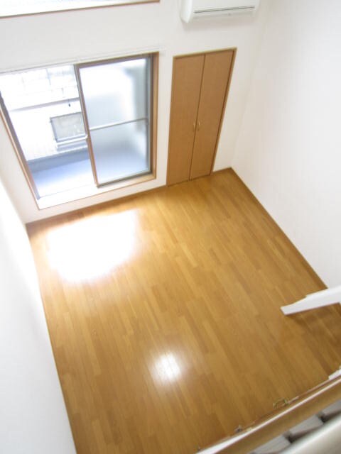 物件内観写真13　(居室)