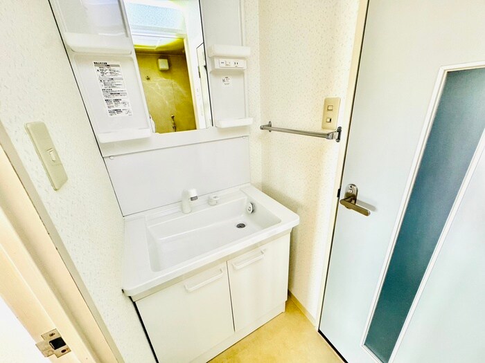 物件内観写真11　(洗面)