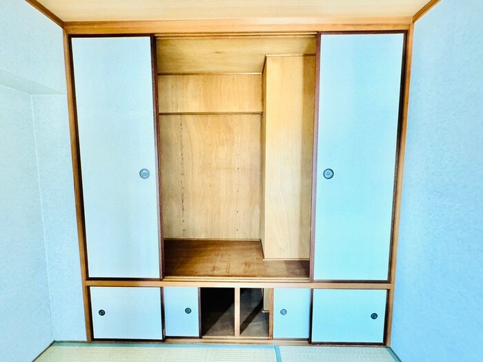 物件内観写真15　(収納)