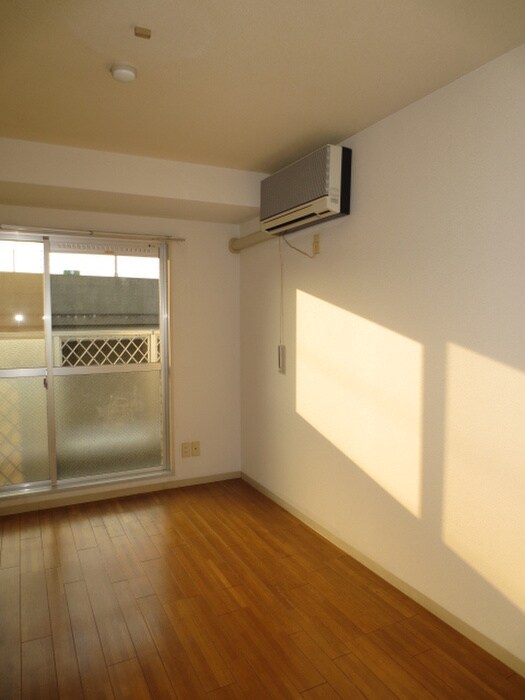 物件内観写真6　(居室)