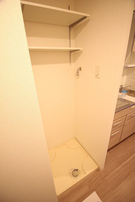 物件内観写真20　(洗濯機置場)