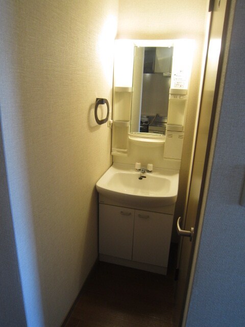 物件内観写真9　(洗面)