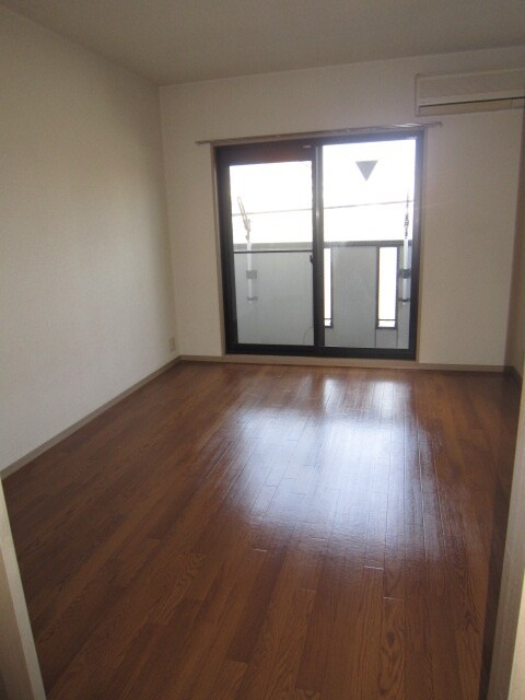 物件内観写真12　(居室)