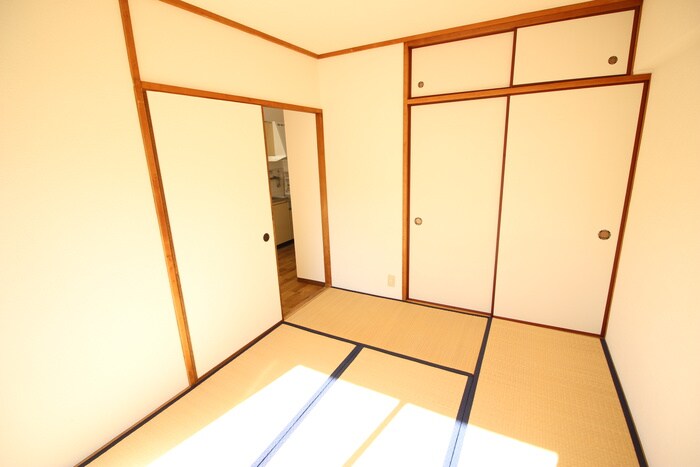 物件内観写真11　(居室)