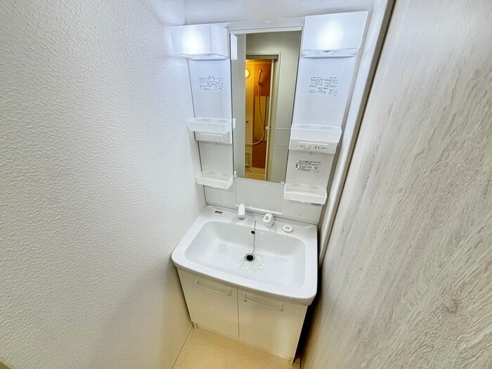 物件内観写真10　(洗面)