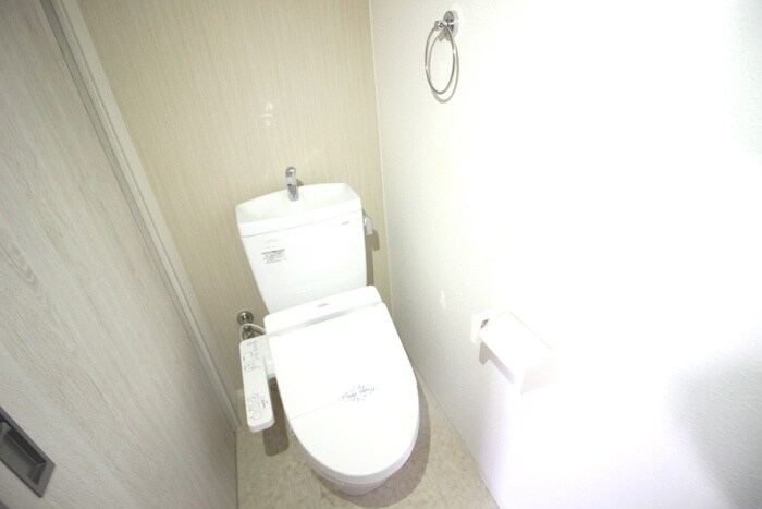 物件内観写真11　(トイレ)