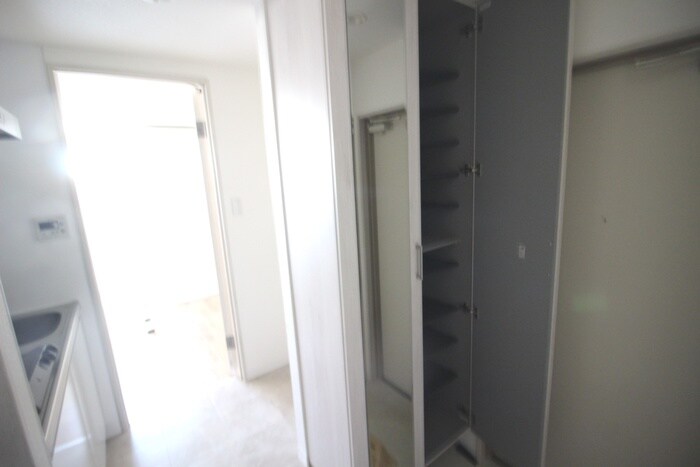 物件内観写真15　(靴箱)