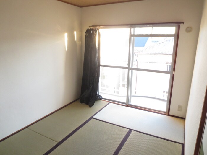 物件内観写真16　(居室)