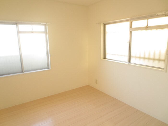 物件内観写真18　(居室)