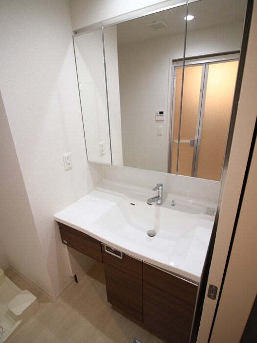 物件内観写真15　(洗面)