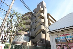 ﾗｲｵﾝｽﾞﾏﾝｼｮﾝ東花園(506)外観写真