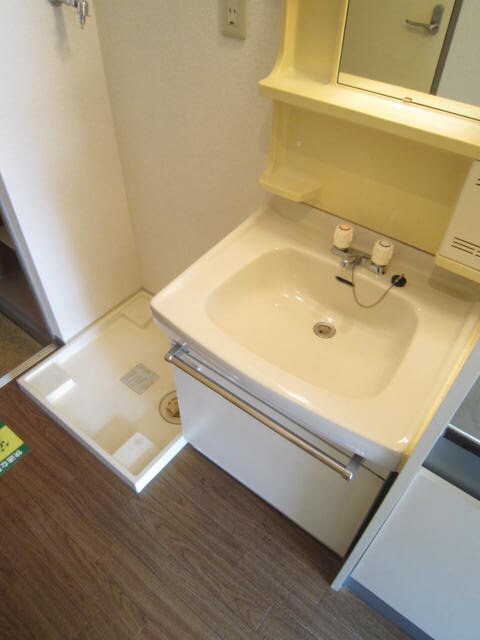 物件内観写真8　(洗面)